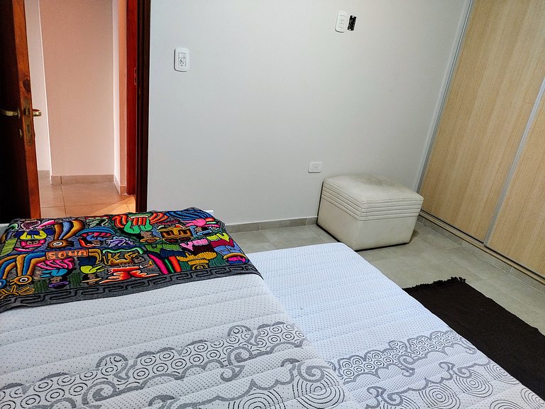 Amplio y moderno departamento