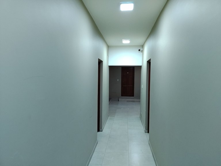 Amplio y moderno departamento