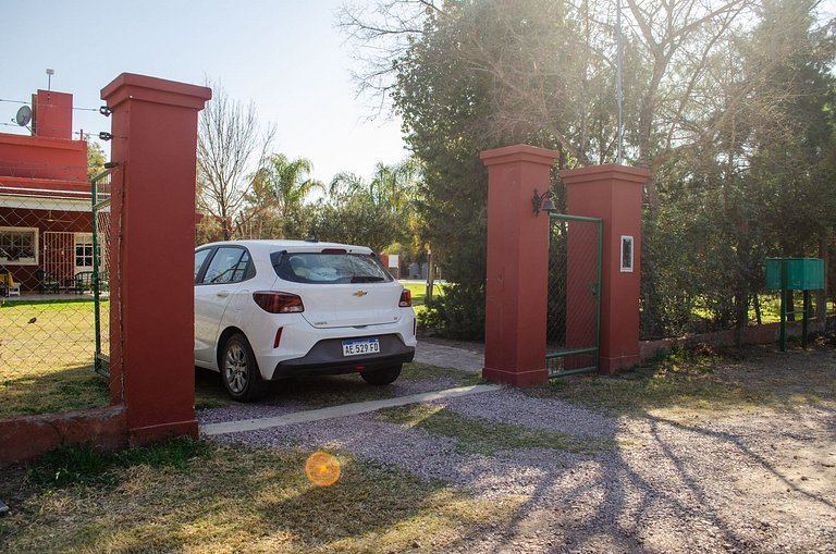 Casa con piscina para 6 personas - El Zanjón
