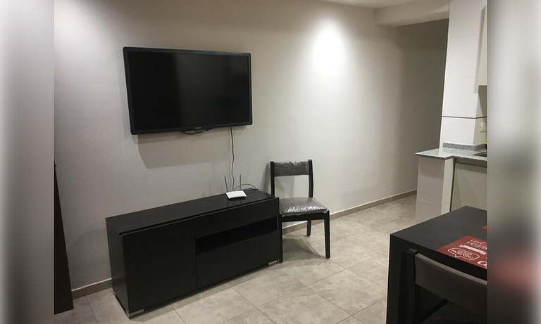 Pequeño, moderno, full equipamiento