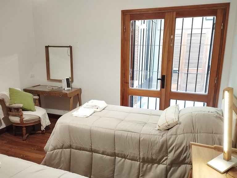Casa de lujo cerca de Plaza Libertad, Santiago del Estero