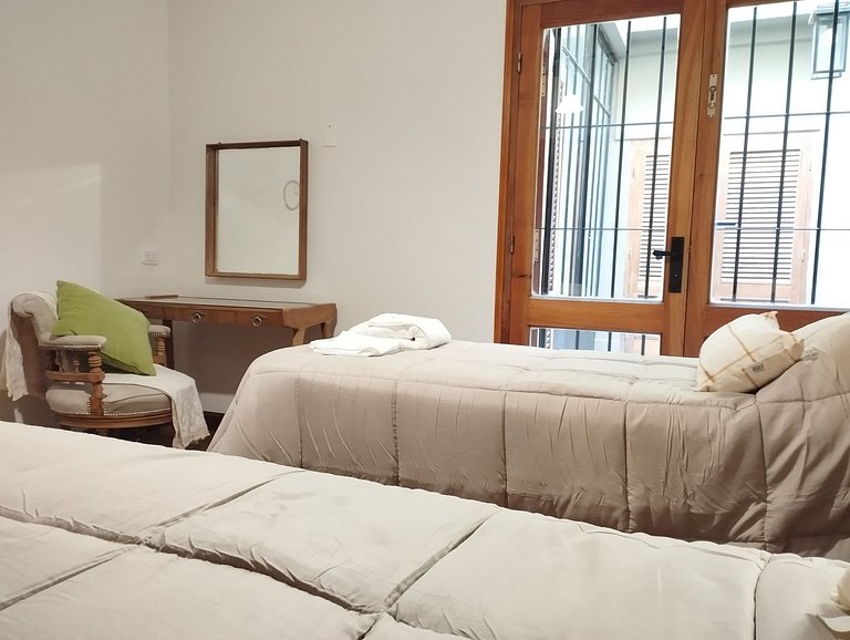 Casa de lujo cerca de Plaza Libertad, Santiago del Estero