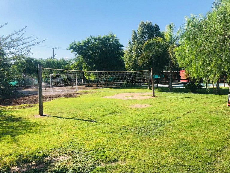 Cabaña Amarilla: Espacio para Grupos Grandes