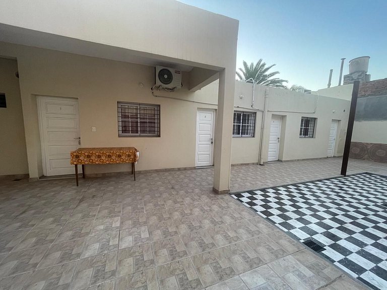 Habitación con baño privado – Precio inmejorable - (DT)