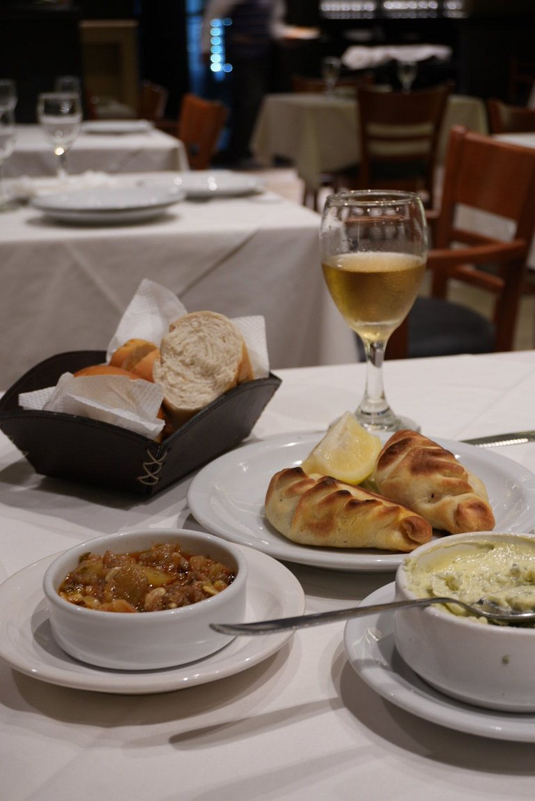 Habitación Quíntuple – Desayuno y Cochera