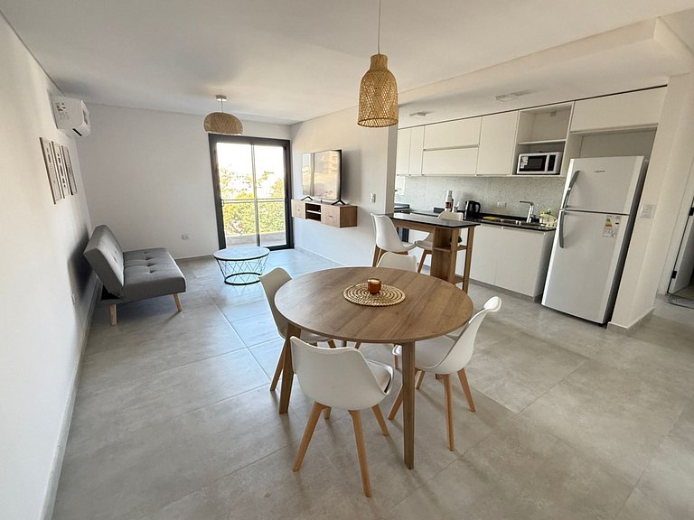 Brand-New Apartment on Av. Roca – Premium Area