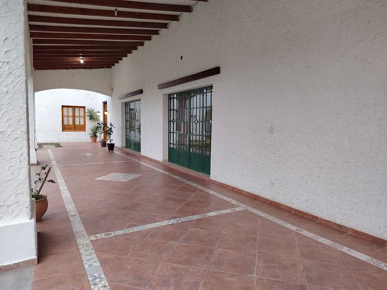 Casona Colonial con Piscina y Naturaleza