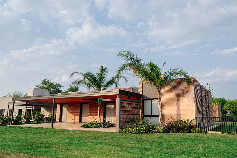 Casa en Venta! Completamente equipada, lista para habitar