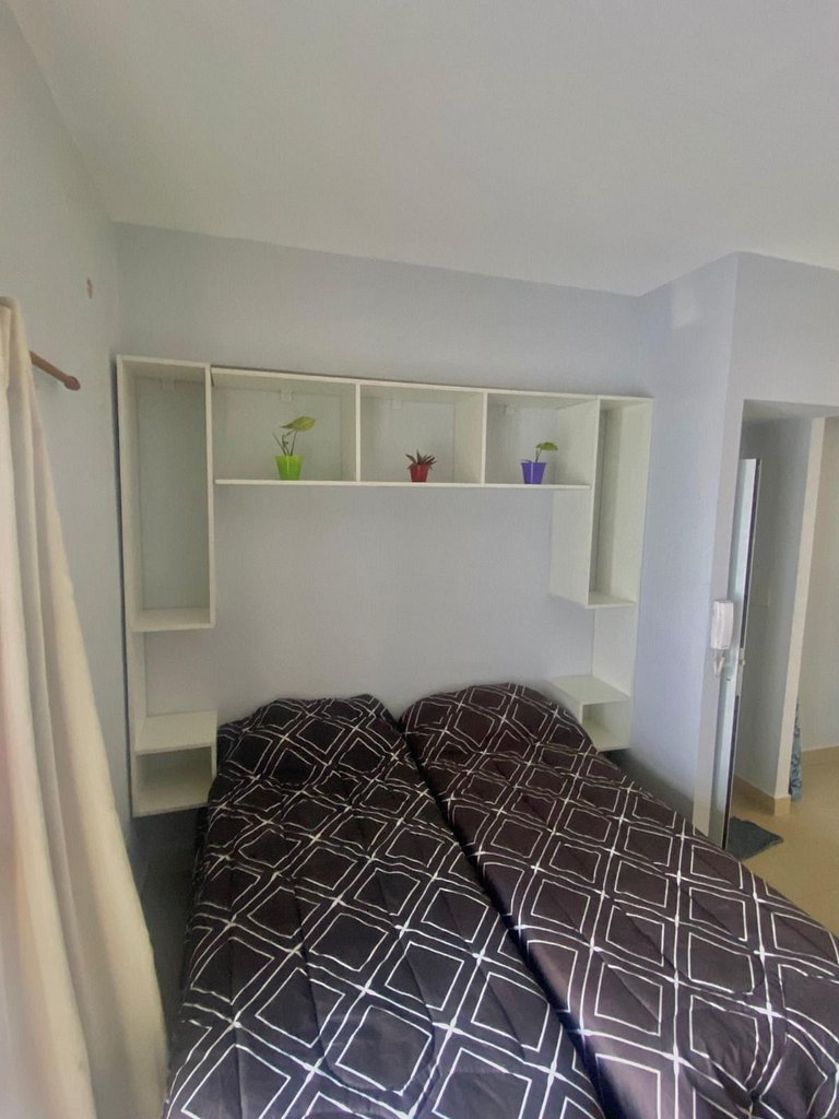 Monoambiente para 2 · Buen precio y cochera - (DT)