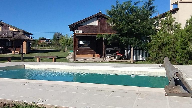 Cabaña para 8 a 500m del Lago Los Molinos