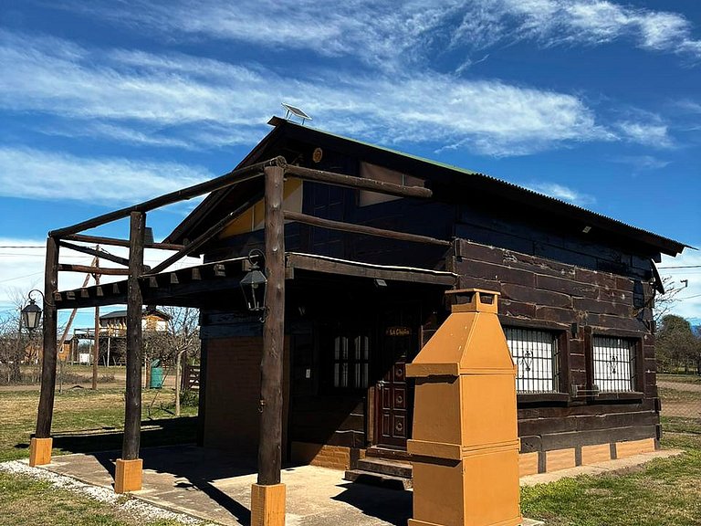 Cabana com churrasqueira, vista para o lago