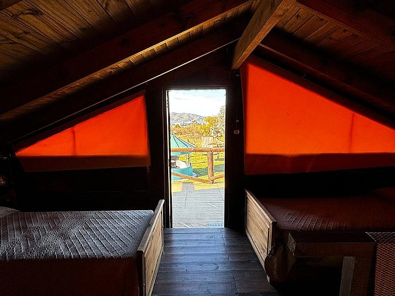 Cabin with grill, lake view