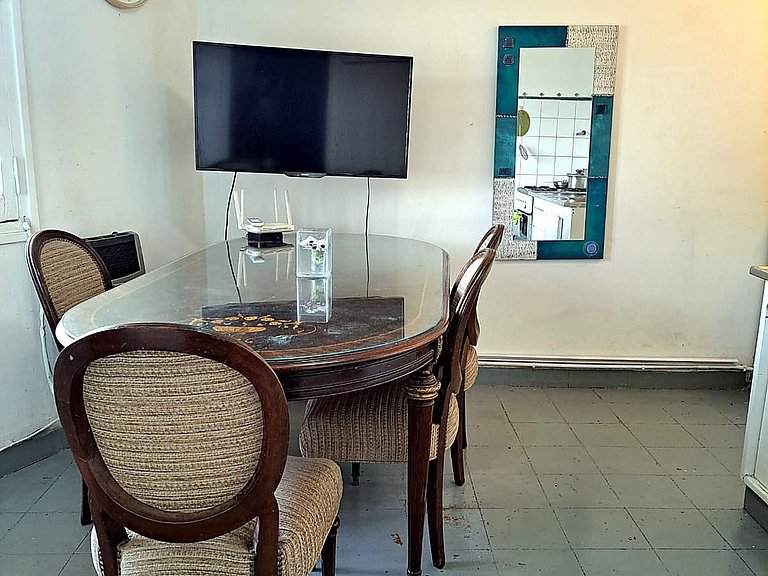 Casa para 3, a poucos metros do Palmares